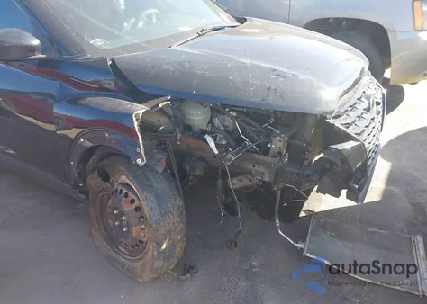 2021 Nissan Kicks S Xtronic Cvt из США, поврежденный, VIN 3N1CP5BV2ML472470